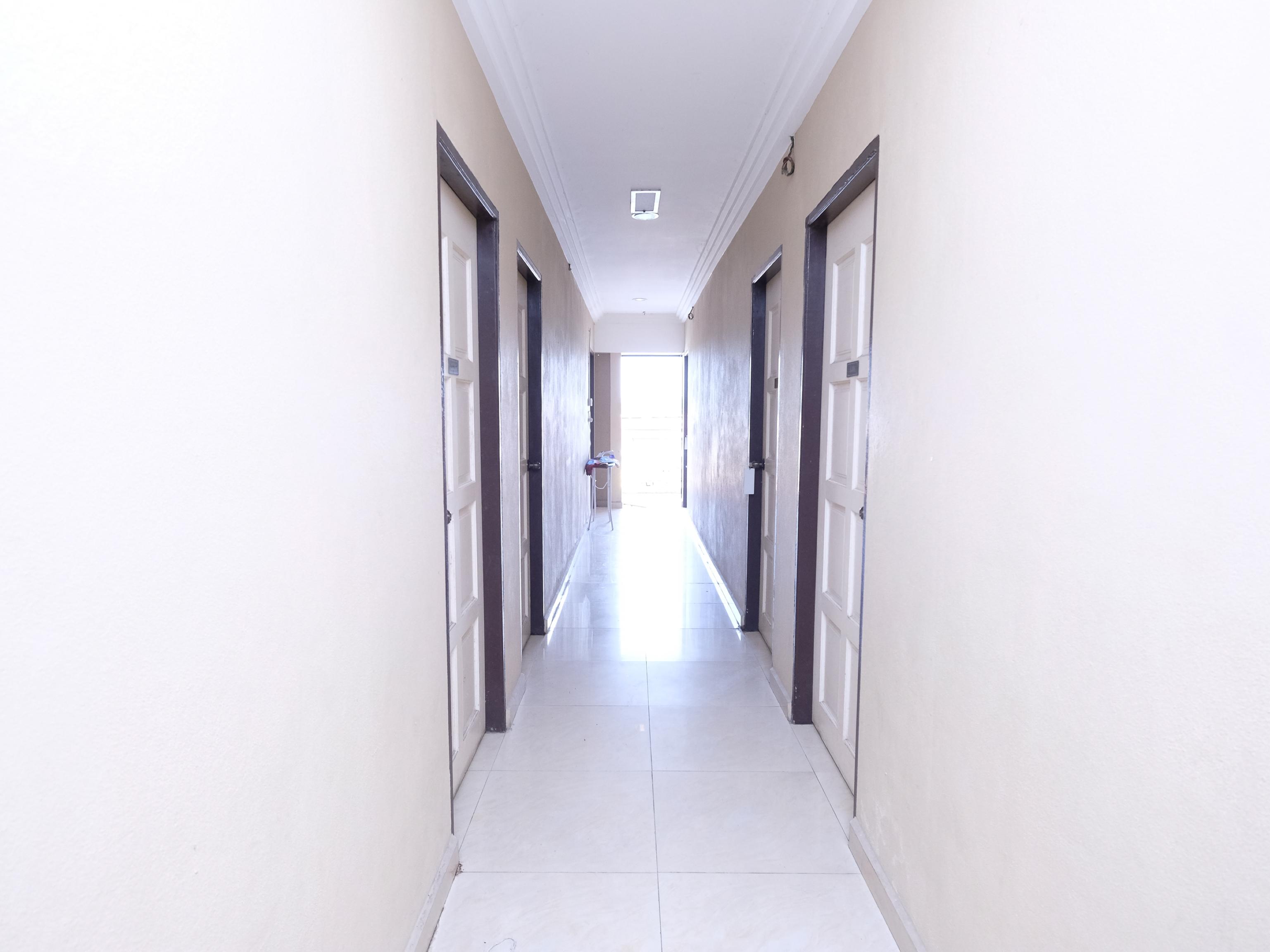 Oyo 717 Mr J Hotel Wakaf Che Yeh 2 מראה חיצוני תמונה