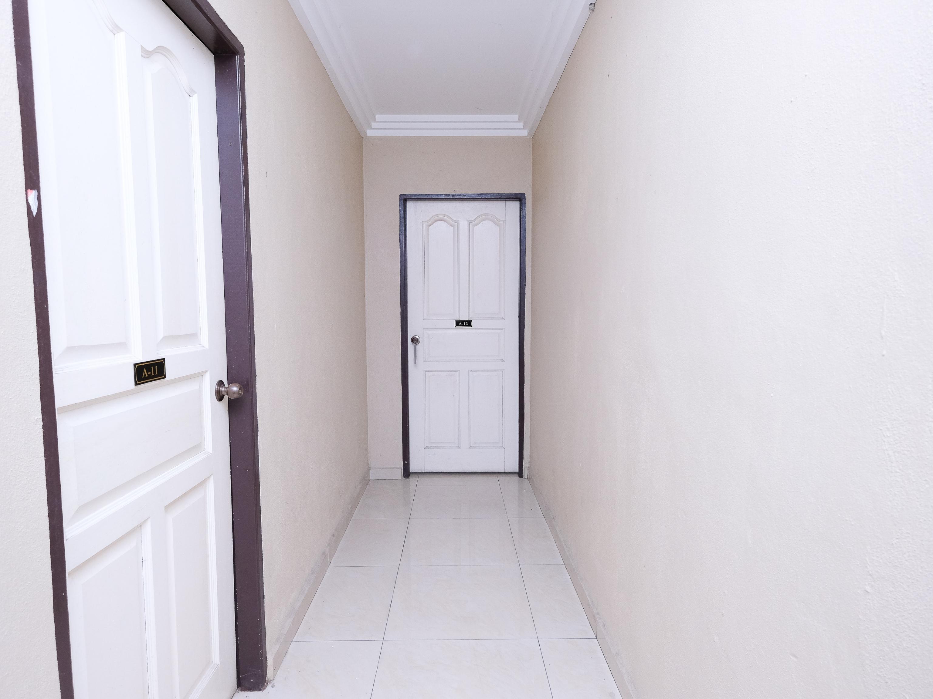 Oyo 717 Mr J Hotel Wakaf Che Yeh 2 מראה חיצוני תמונה