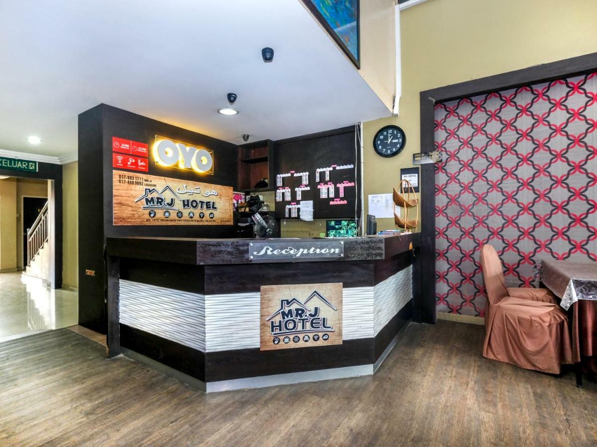 Oyo 717 Mr J Hotel Wakaf Che Yeh 2 מראה חיצוני תמונה