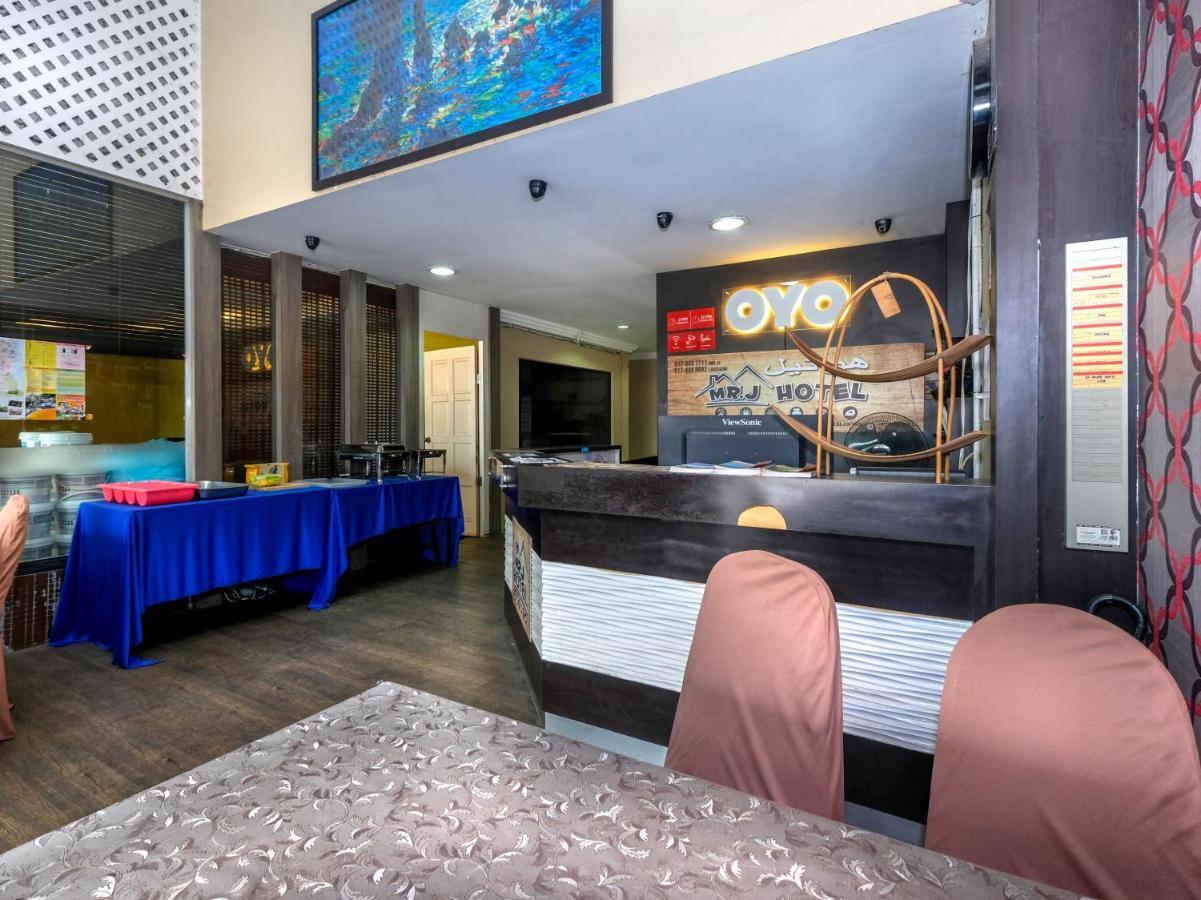 Oyo 717 Mr J Hotel Wakaf Che Yeh 2 מראה חיצוני תמונה