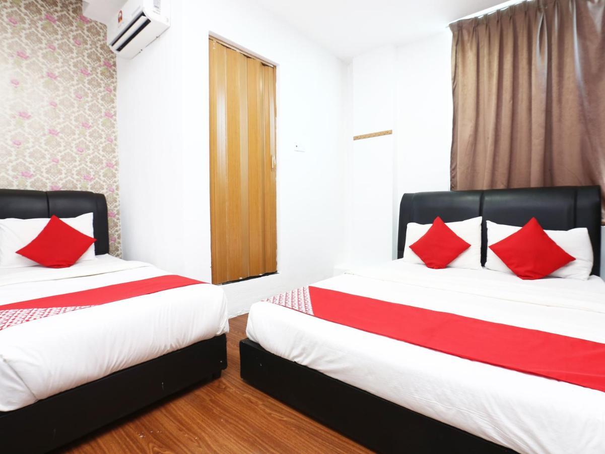 Oyo 717 Mr J Hotel Wakaf Che Yeh 2 מראה חיצוני תמונה
